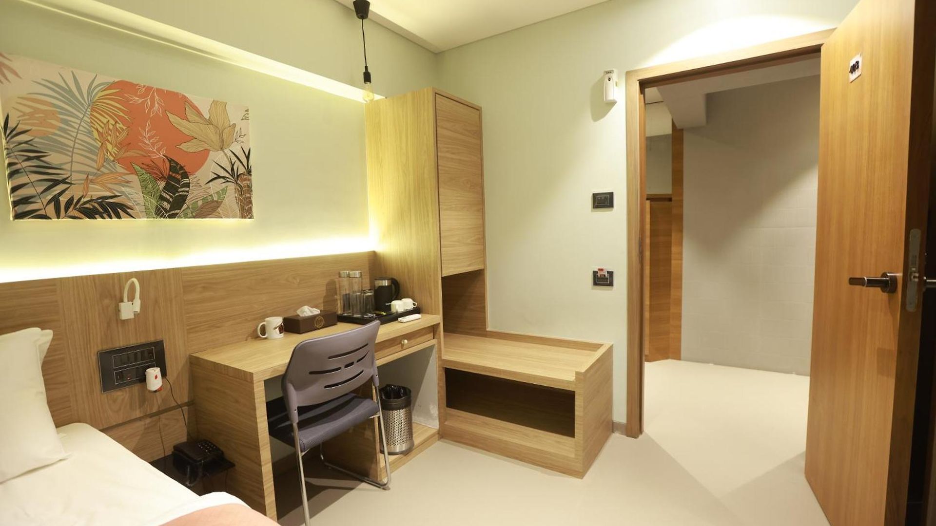Hotel The Bohoo 99 Nr International Airport 3*