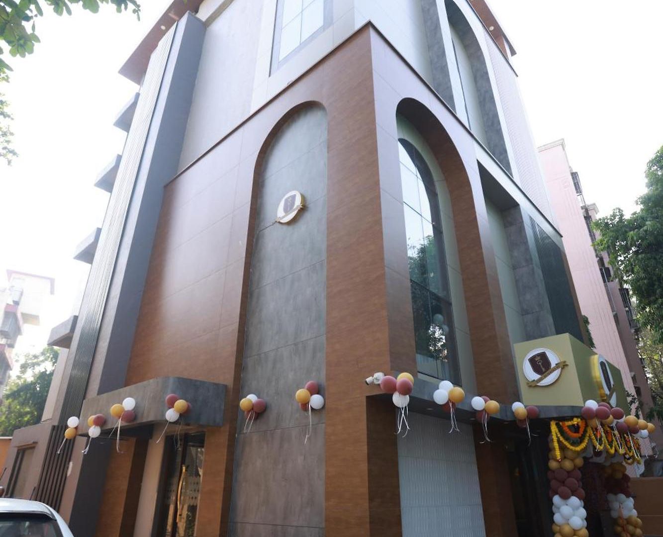 The Bohoo 99 Nr International Airport Hotel 3*