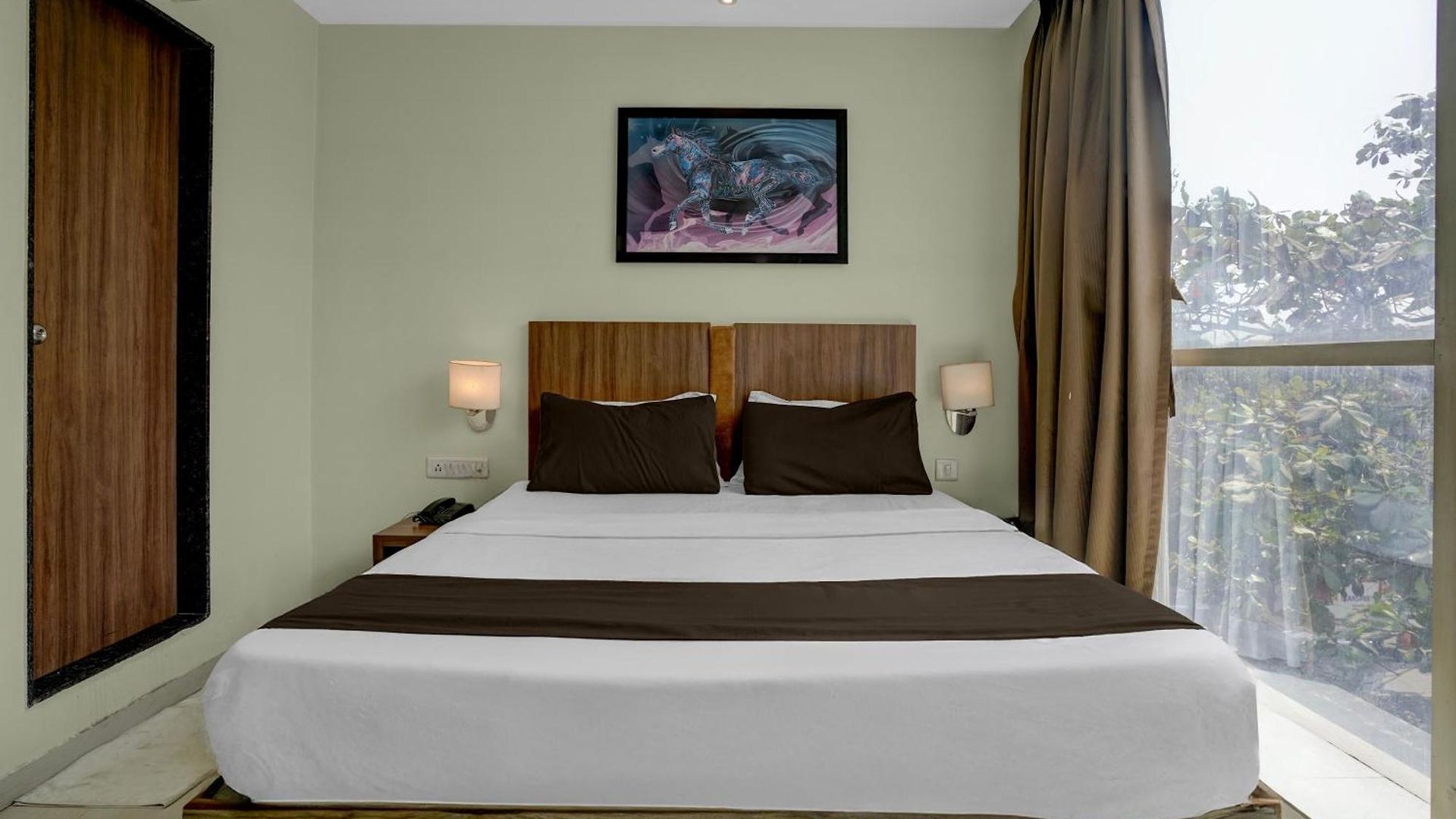 Townhouse Midc Andheri Formerly Royal International Hotel Mumbai