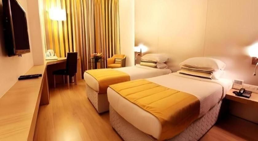 Metro - The Executive Hotel
