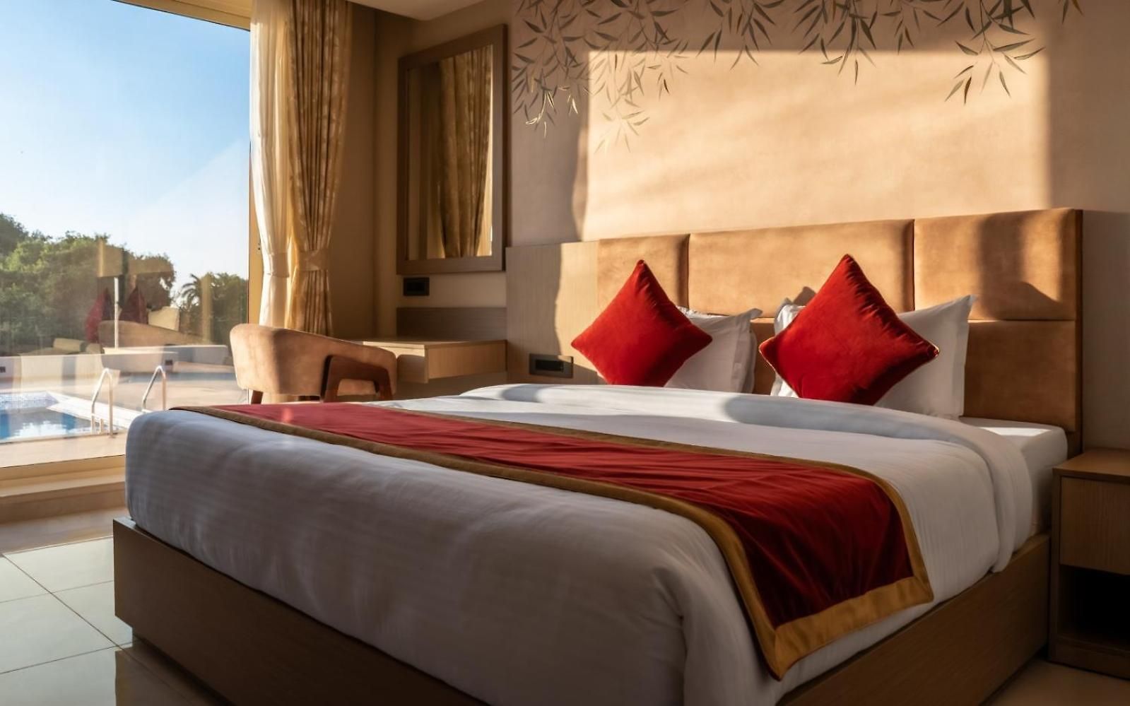 Hotel La Fenice Madh Island Mumbai