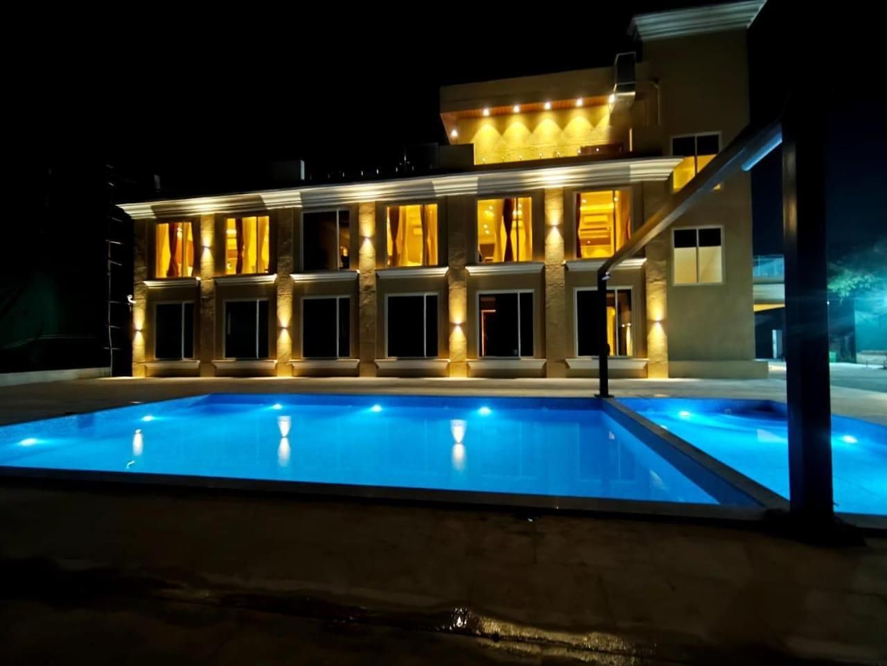 La Fenice Madh Island Hotel