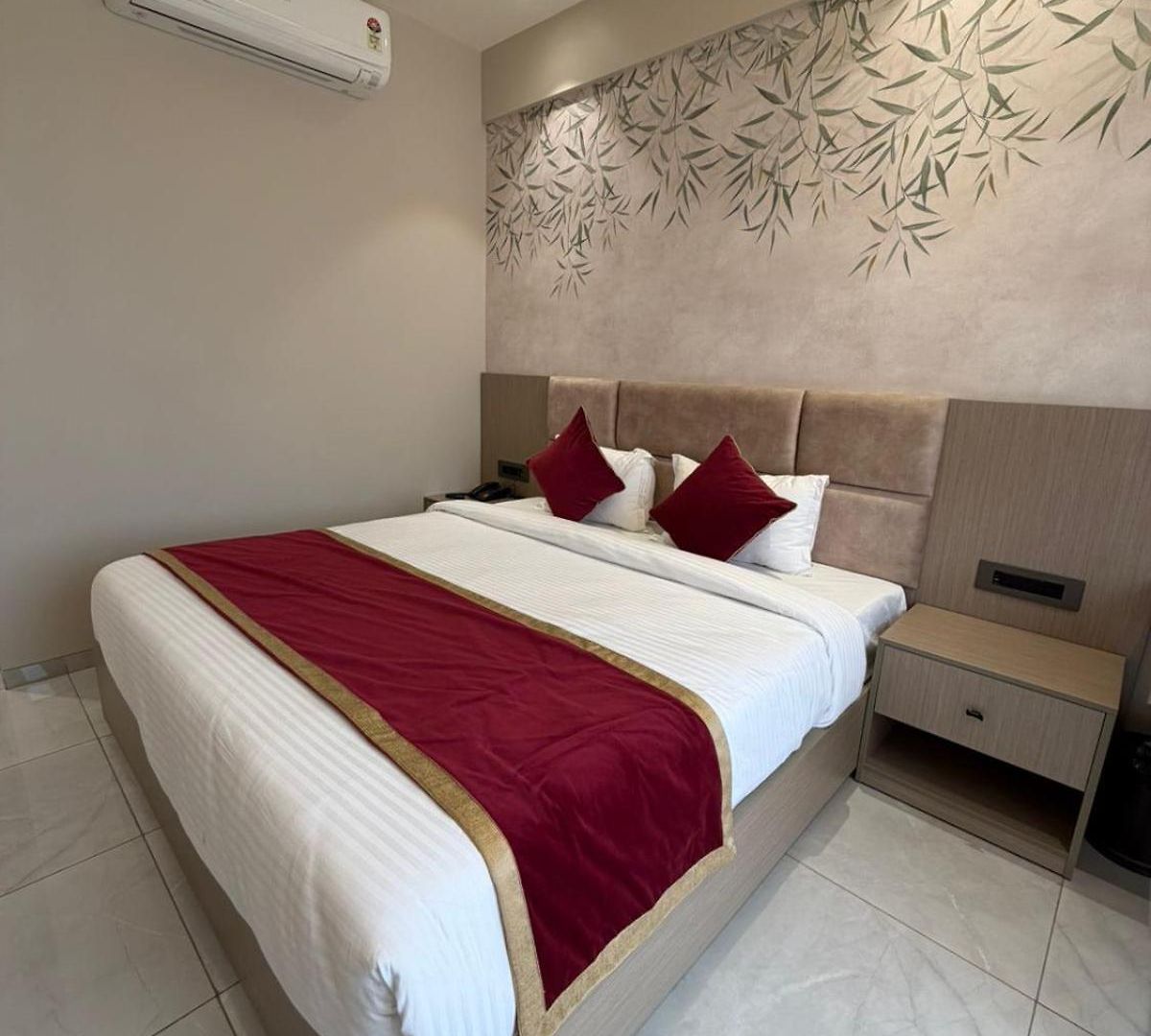 La Fenice Madh Island 2*