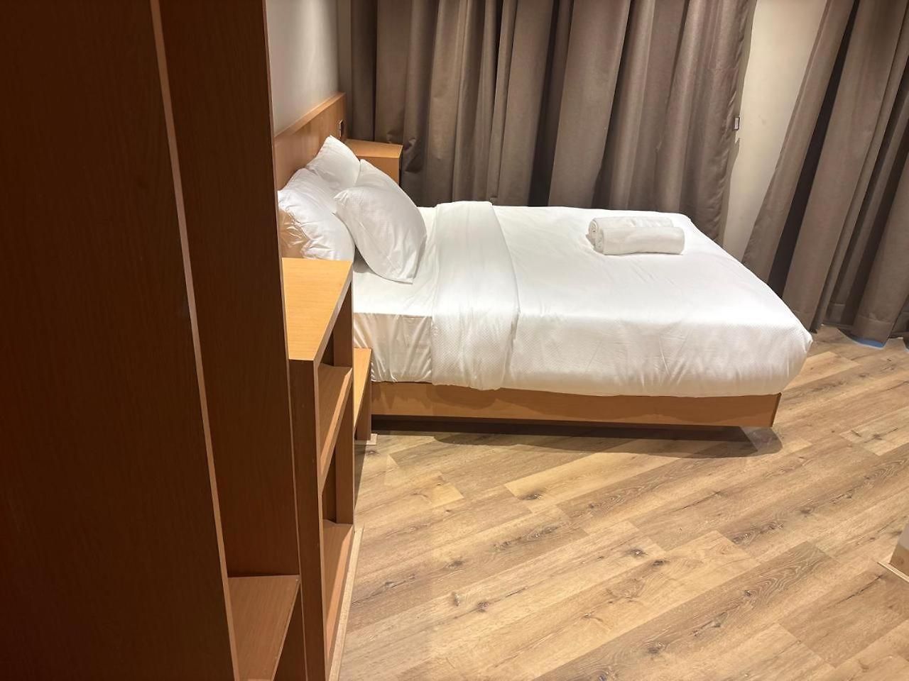 Hotel Rara