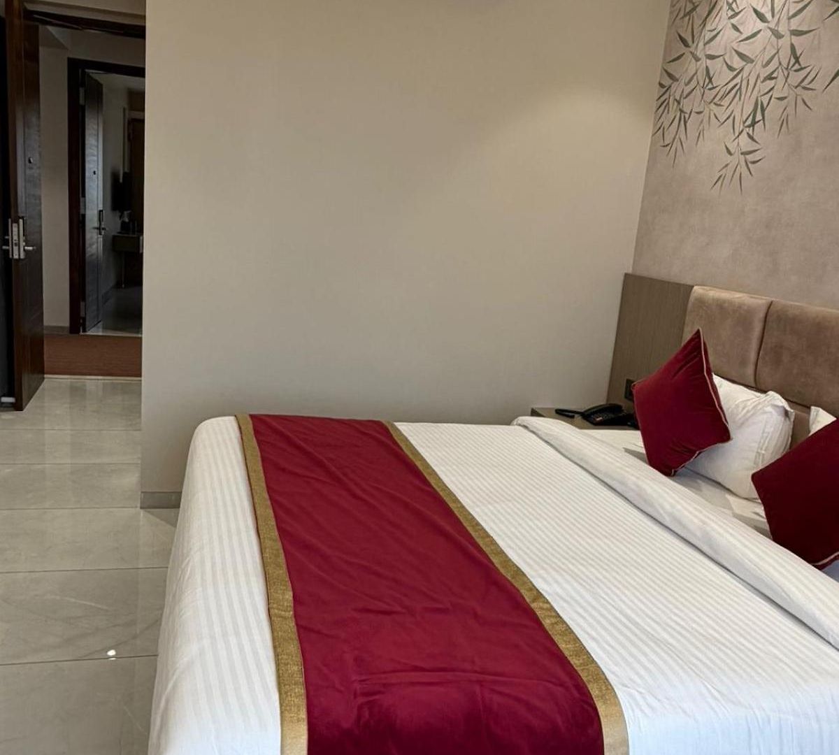 La Fenice Madh Island Hotel Mumbai