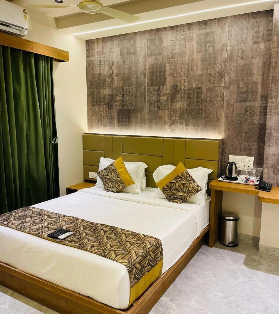 Hotel Salsabeel Airport T2 Mumbai