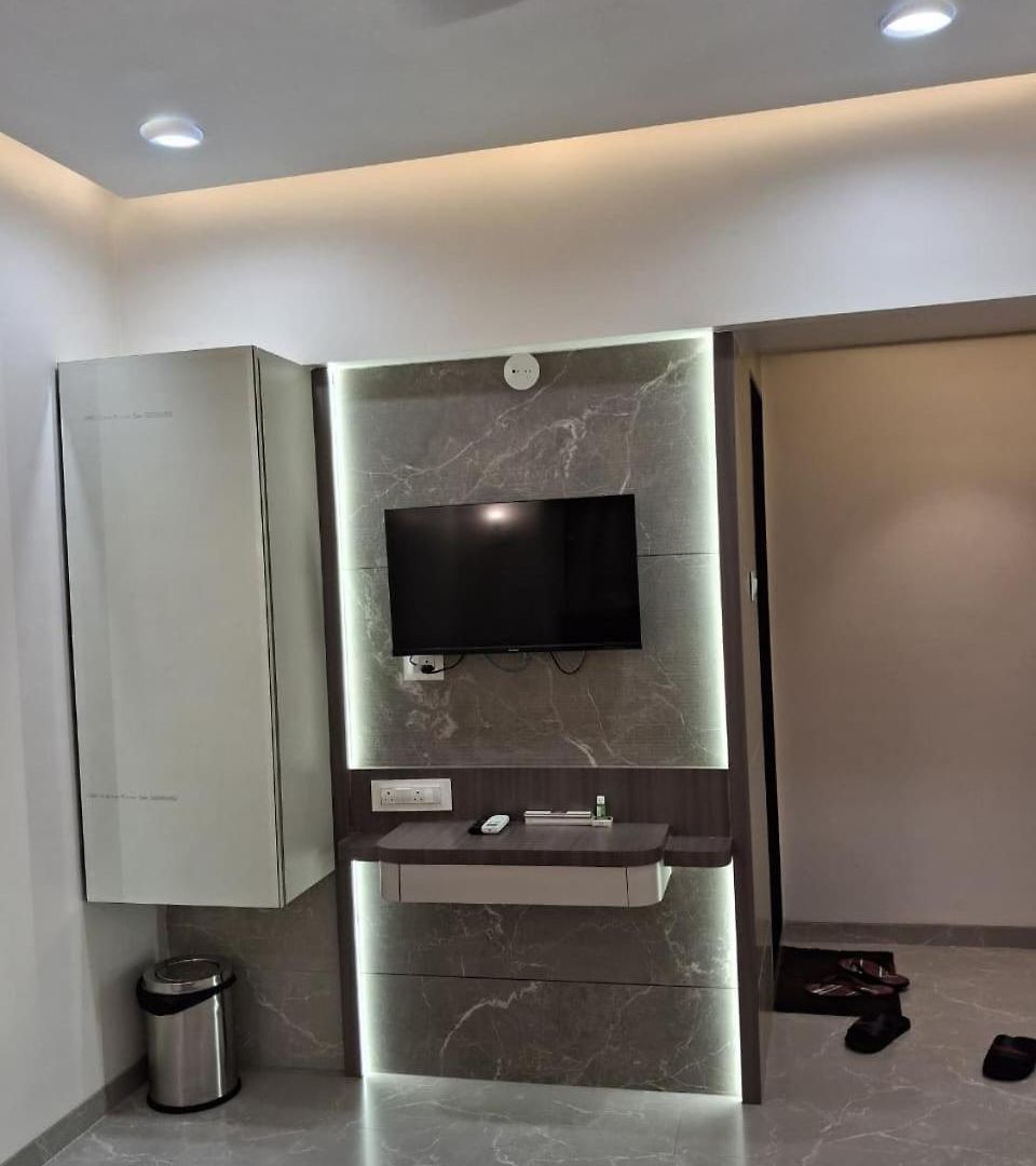 Hotel Le Glance & Mumbai