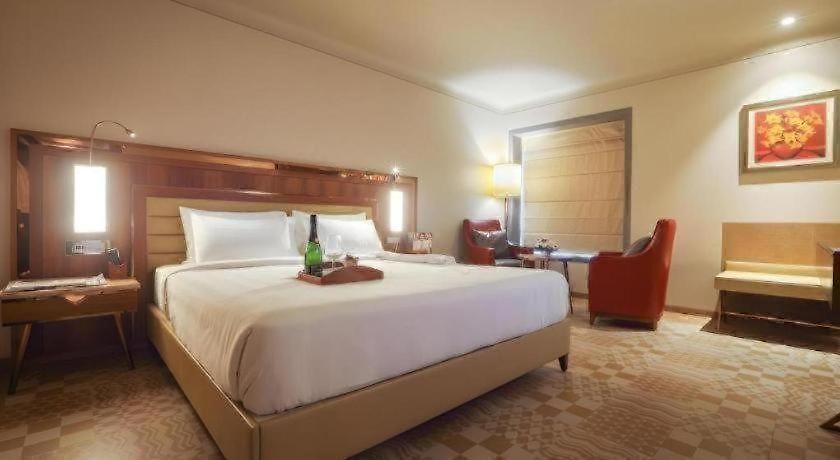 The Grandeur Boutique Hotel *