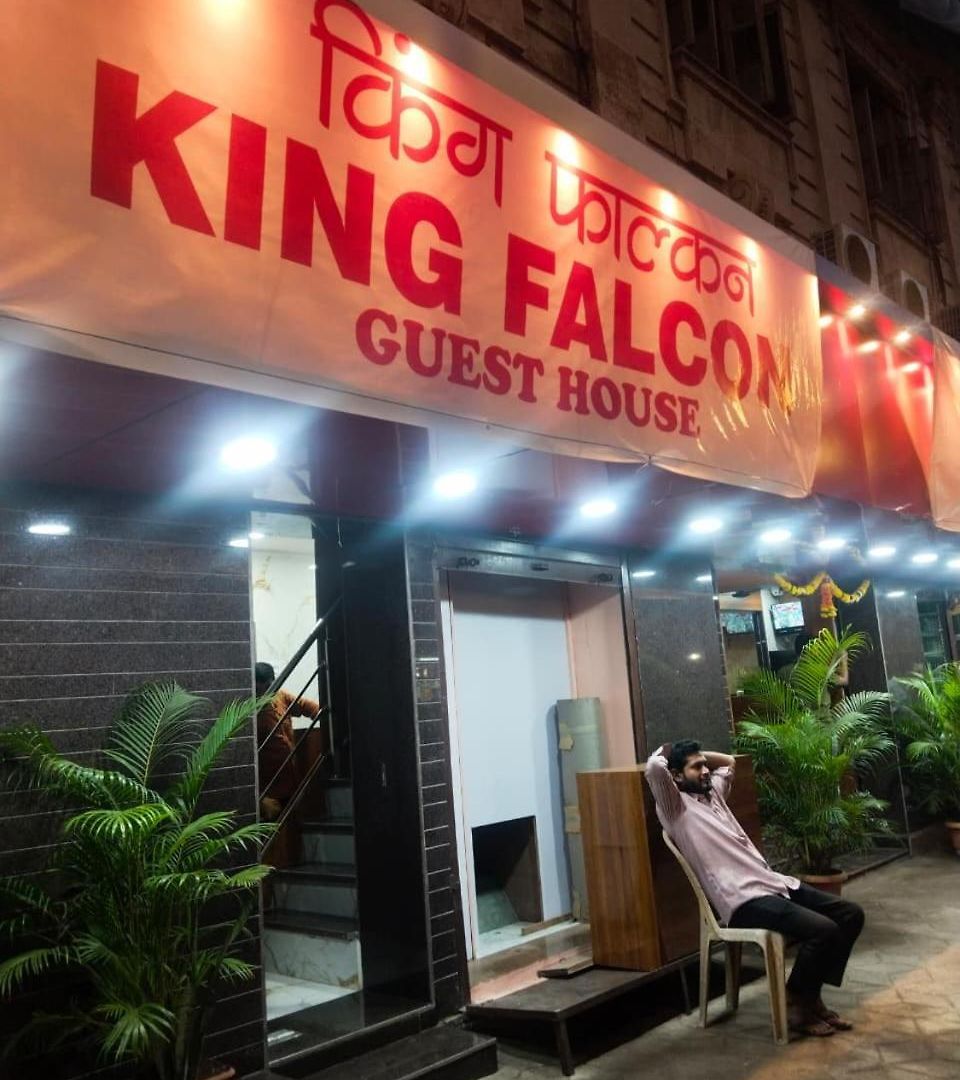 King Falcon Guest house *