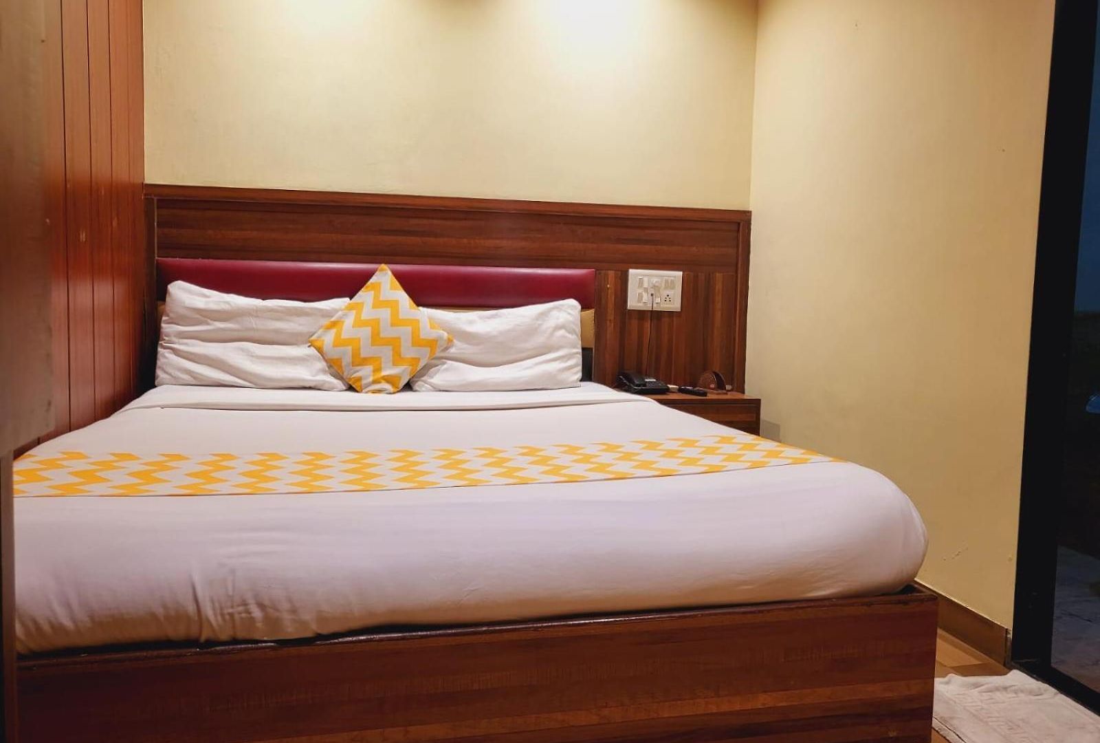 Airport Residency Guest house *