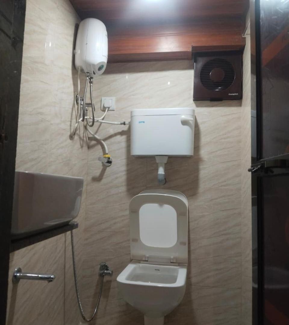 King Falcon Guest house Mumbai