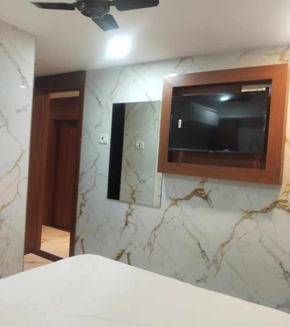 King Falcon Guest house Mumbai