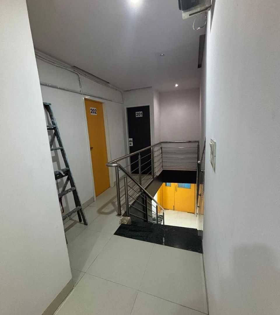 Silver Shine Jogeshwari Love hotel Mumbai