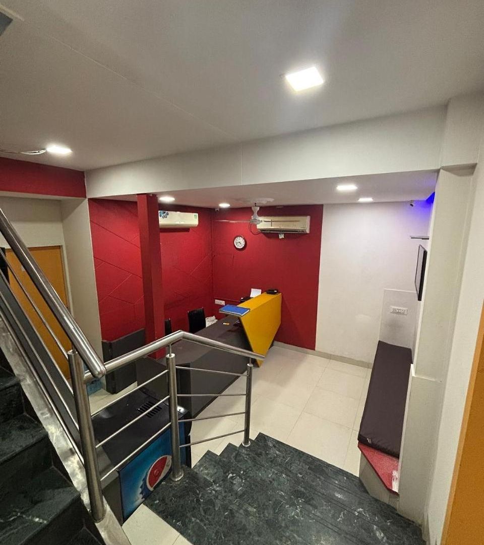 Love hotel Silver Shine Jogeshwari Mumbai