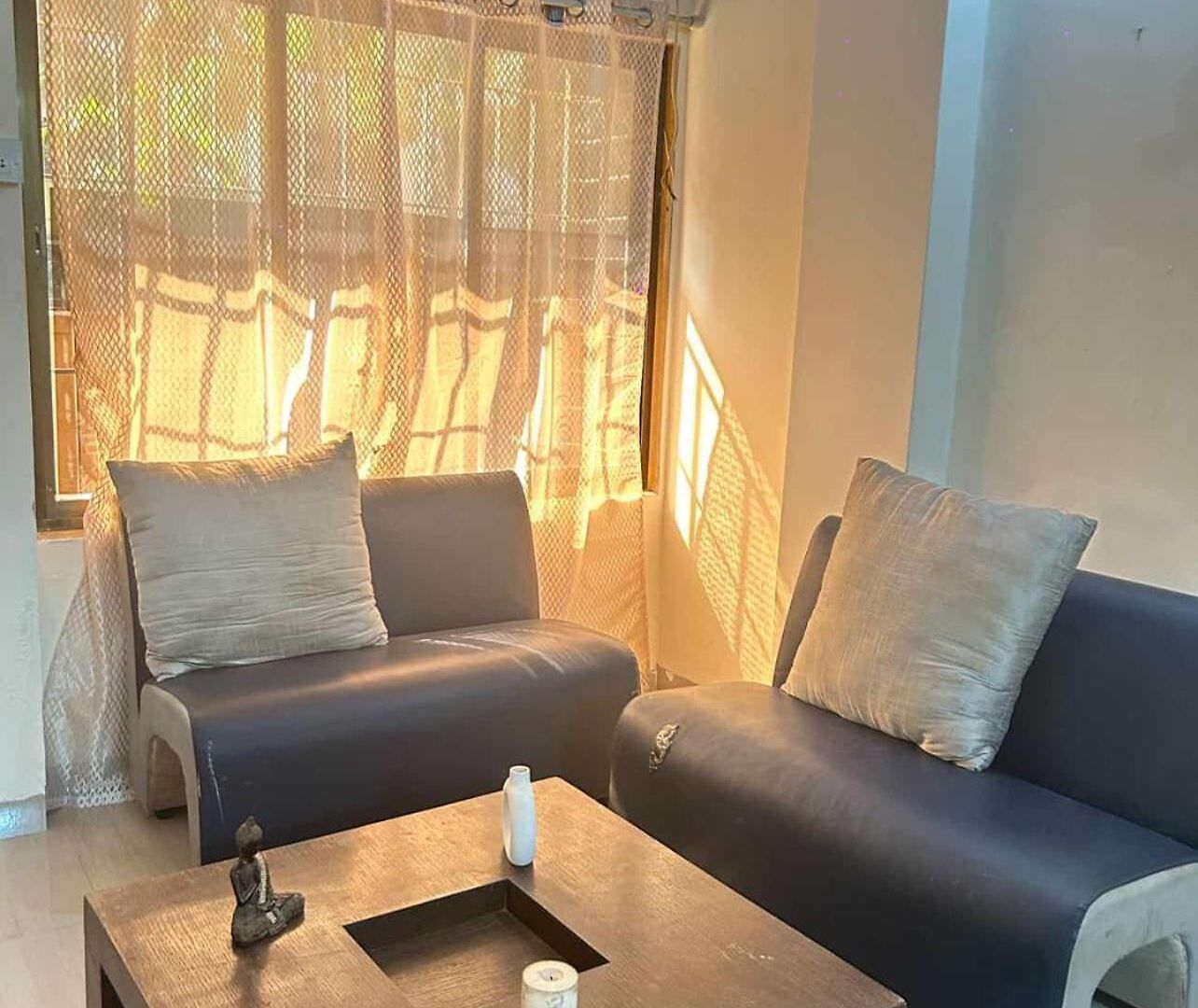 1bhk In Andheri West Apartment *