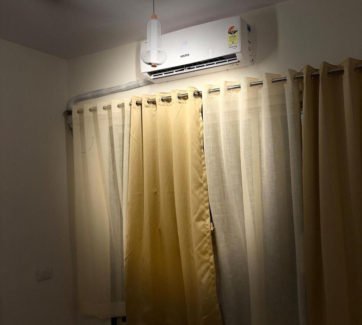 Royce Executive Service Premium Apartment *