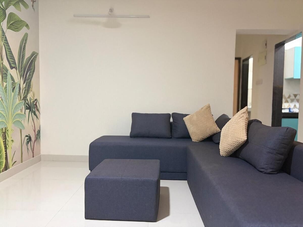 Royce Executive Service Premium Apartment Mumbai