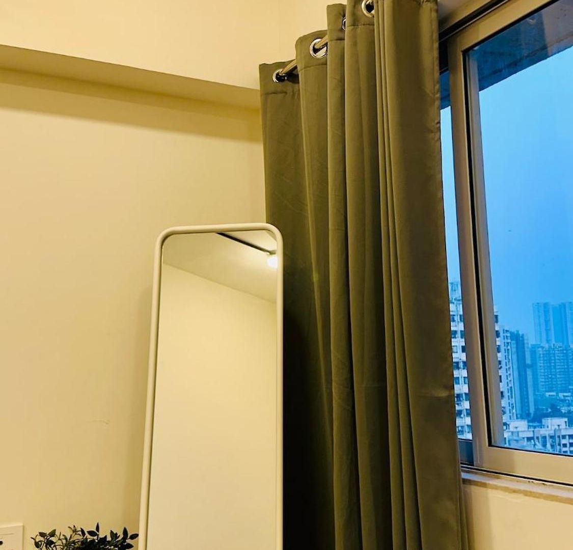 Apartment White Island - 10 Mins Oberoi Mall, Film And Nesco *
