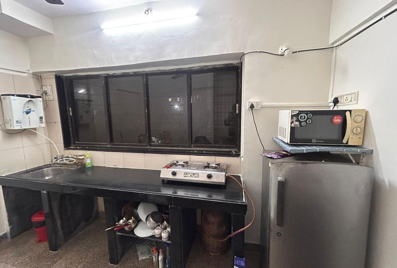2 Personal At Versova Andheri West
