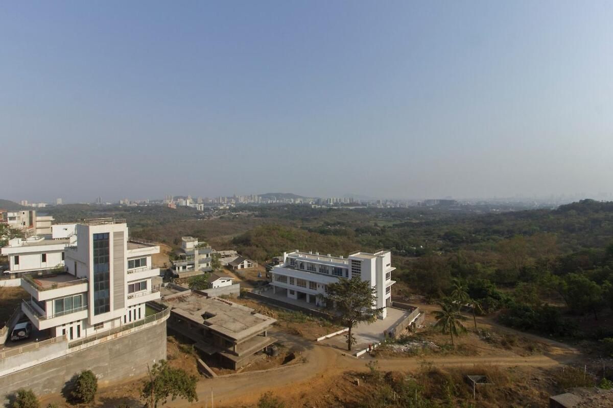 Wadhwani Service - Serenity Apartment *