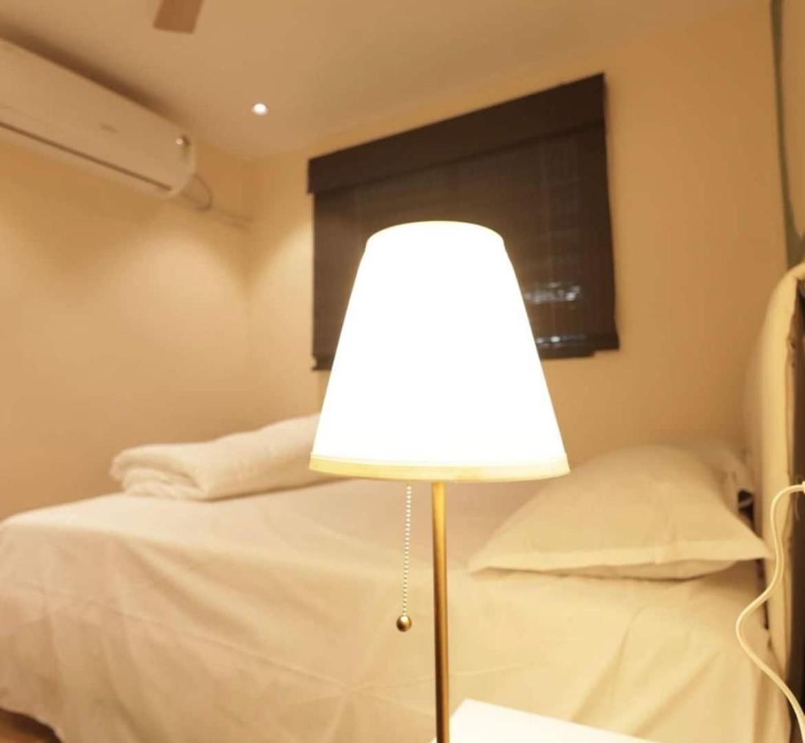 Spacious Affordable 1 Bhk Hill Road Bandra West Apartment *