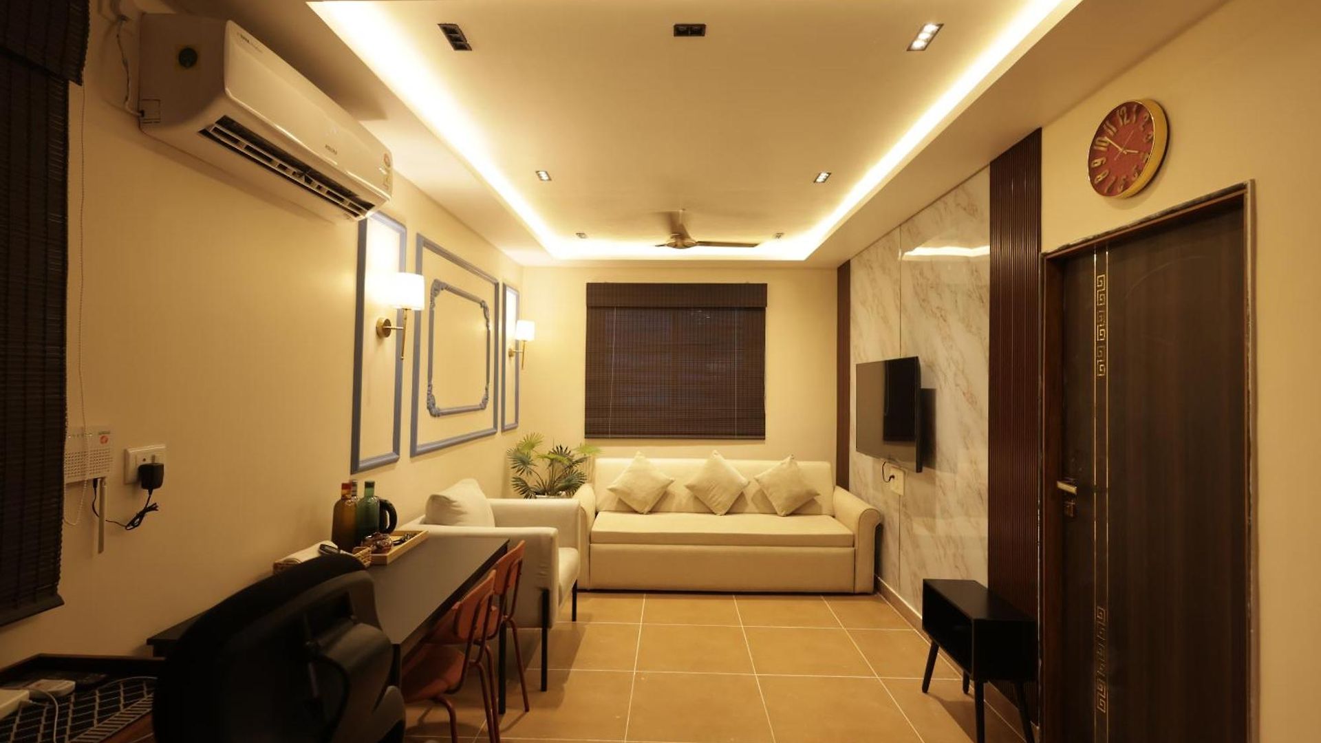 Apartment Aalay Homes
