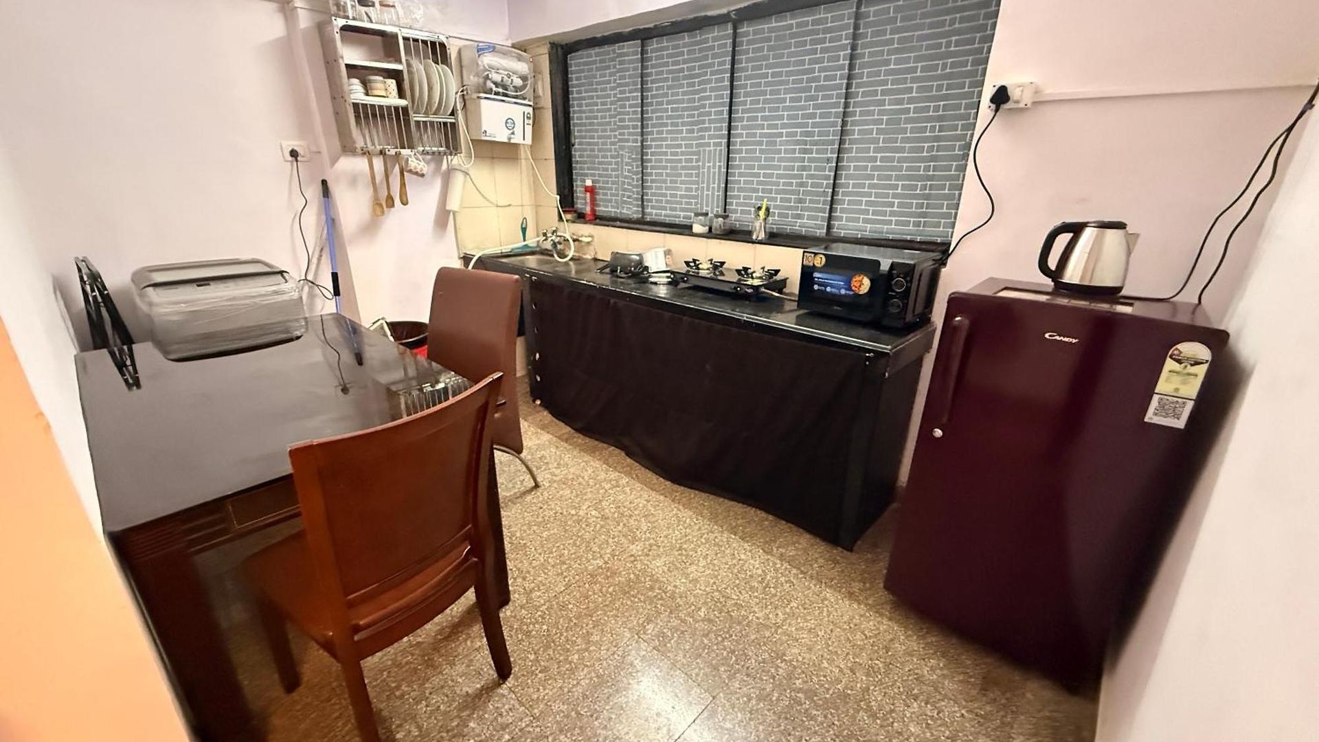 2 Personal At Versova Andheri West