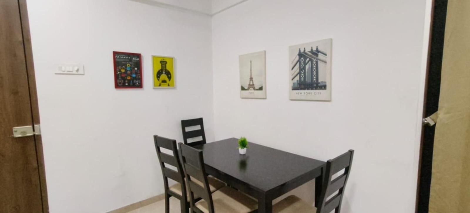 Ivy Urban Cozy 401 Private 1bhk 3 Min Nesco