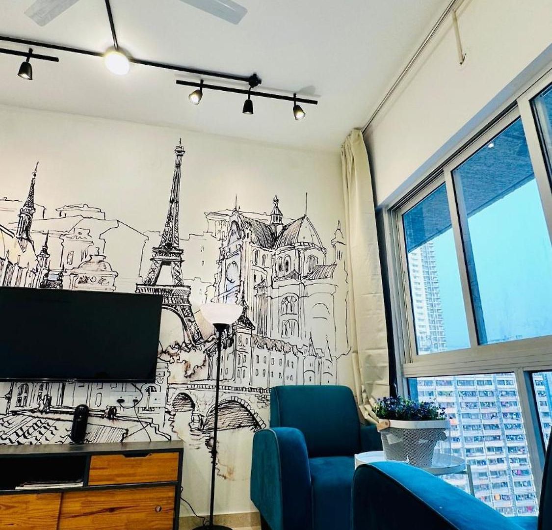 White Island - 10 Mins Oberoi Mall, Film And Nesco Apartment Mumbai