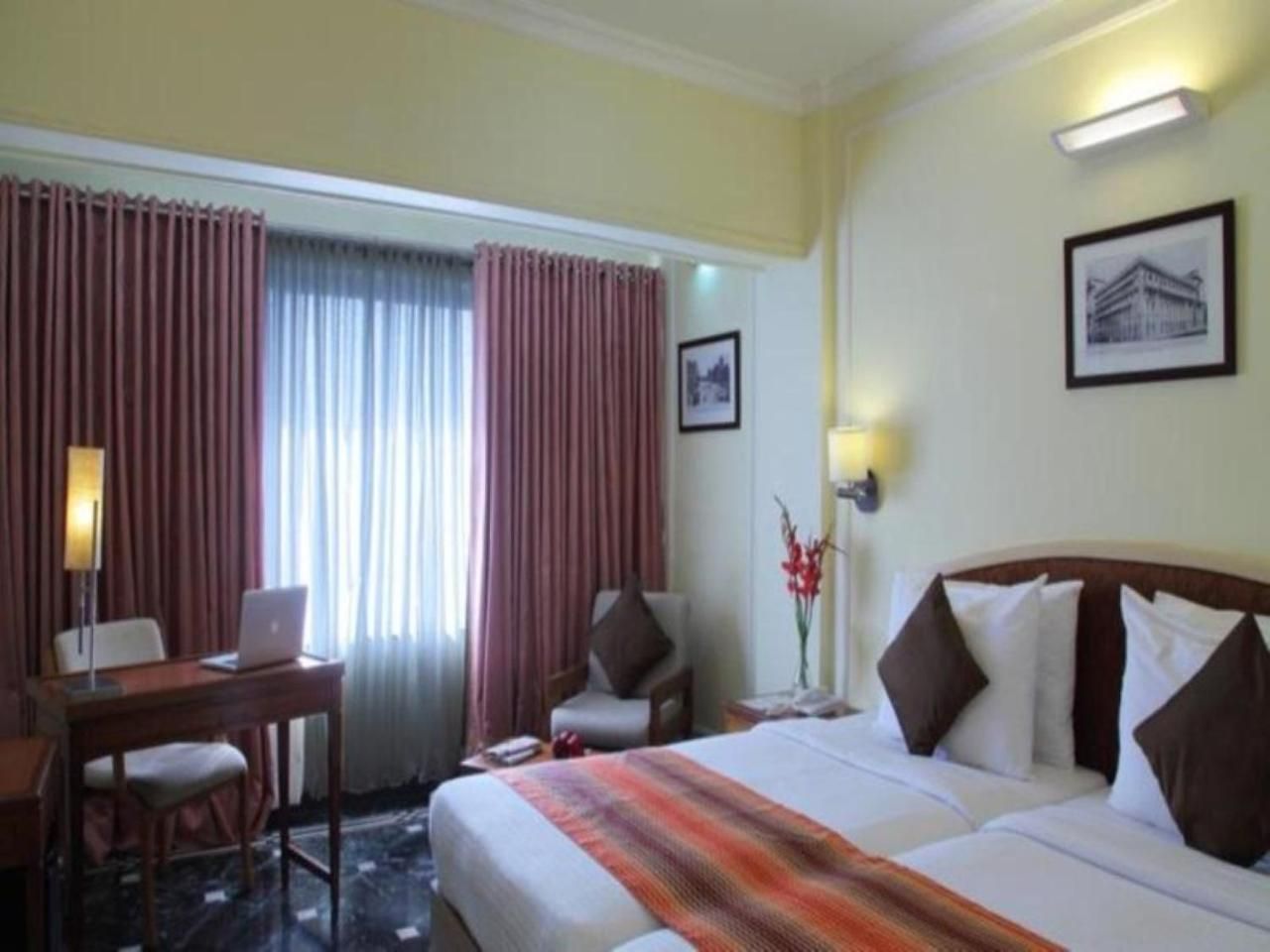 Hiltop Hotel Mumbai