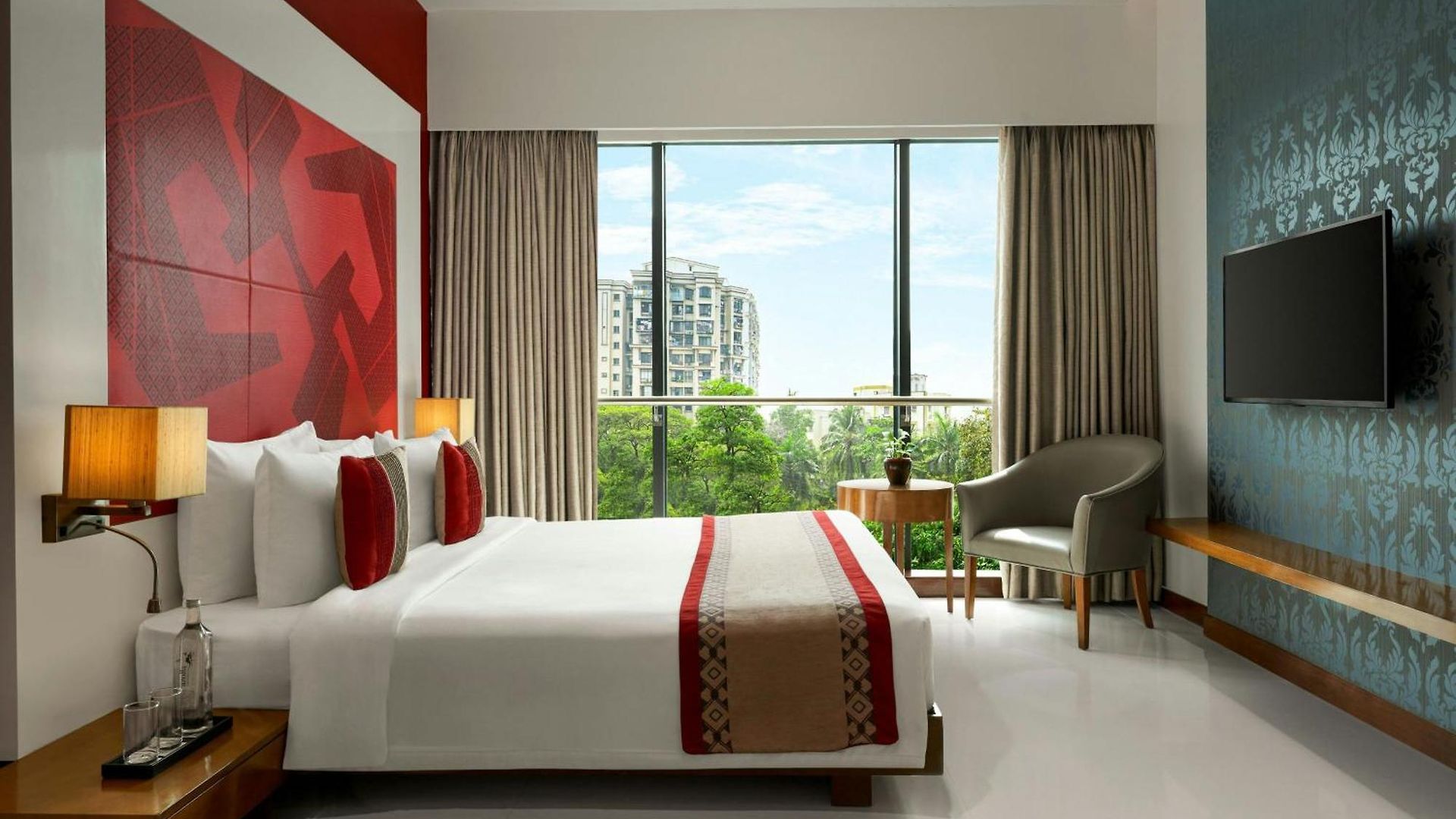 The Fern Residency Mumbai, The Acres Chembur, Series By Marriott Hotel 4*
