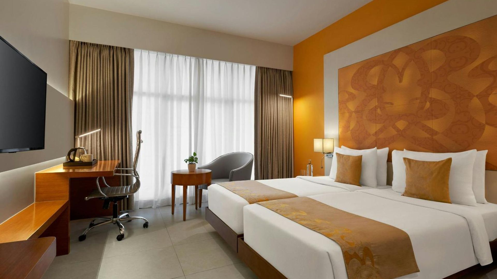 Hotel The Fern Residency Mumbai, The Acres Chembur, Series By Marriott 4*