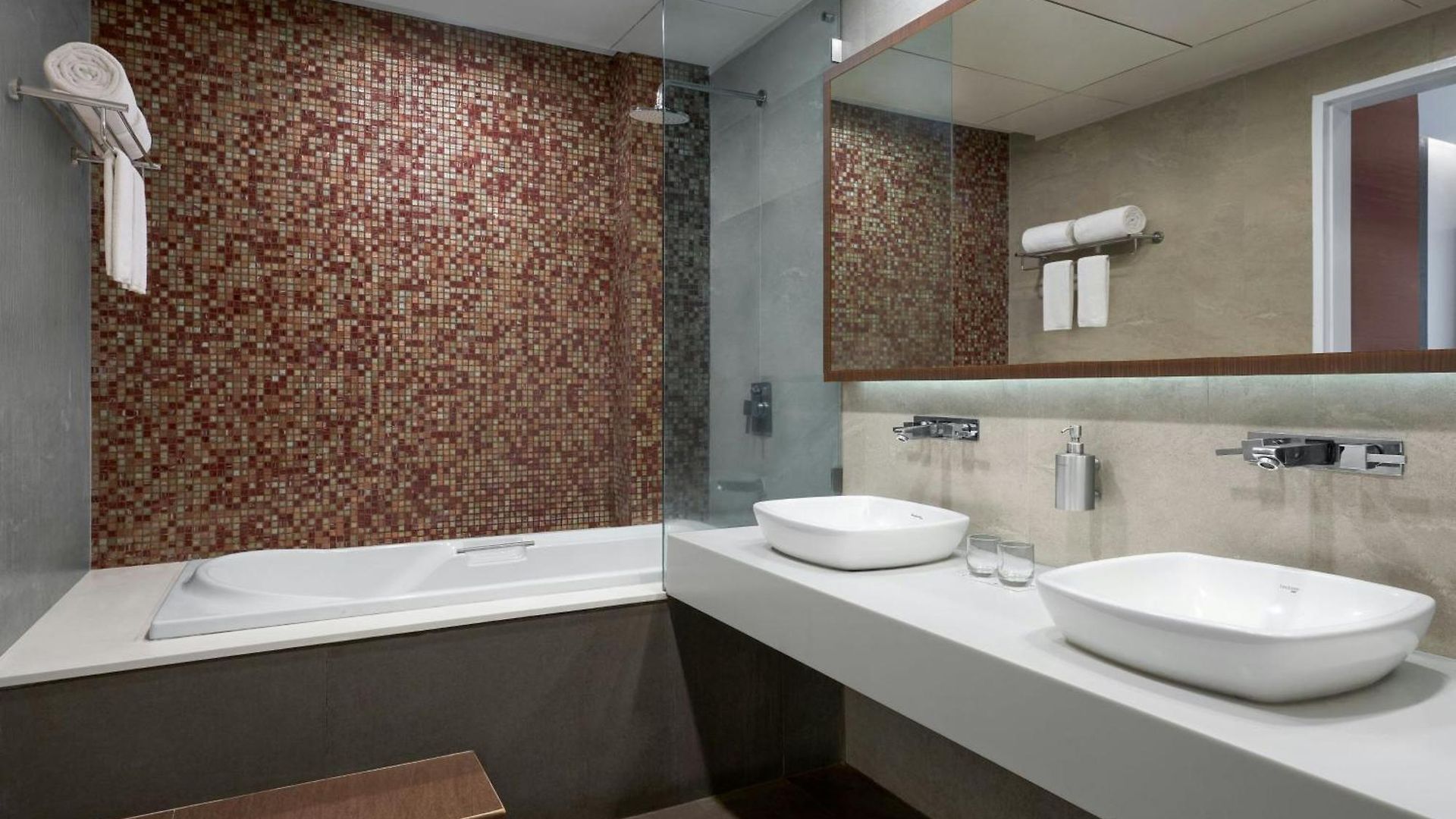 The Fern Residency Mumbai, The Acres Chembur, Series By Marriott 4*