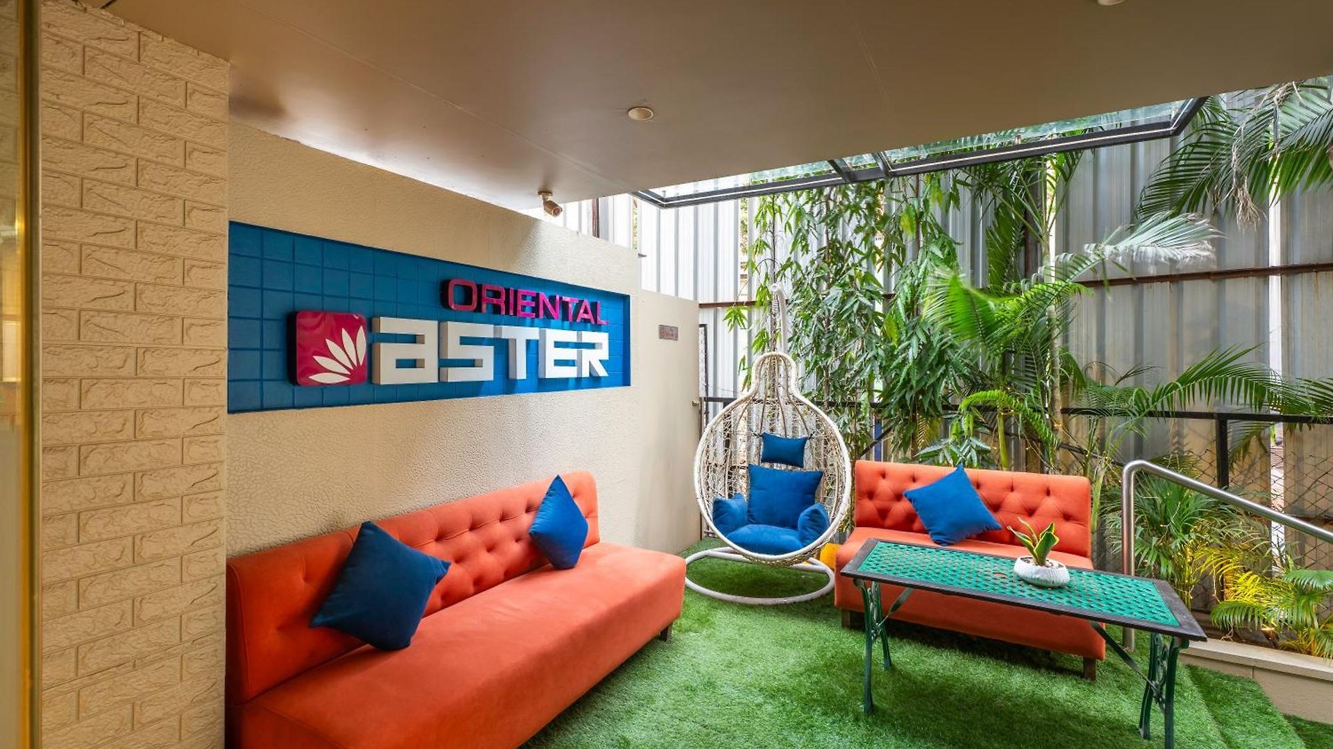 Oriental Aster - International Airport Hotel 4*