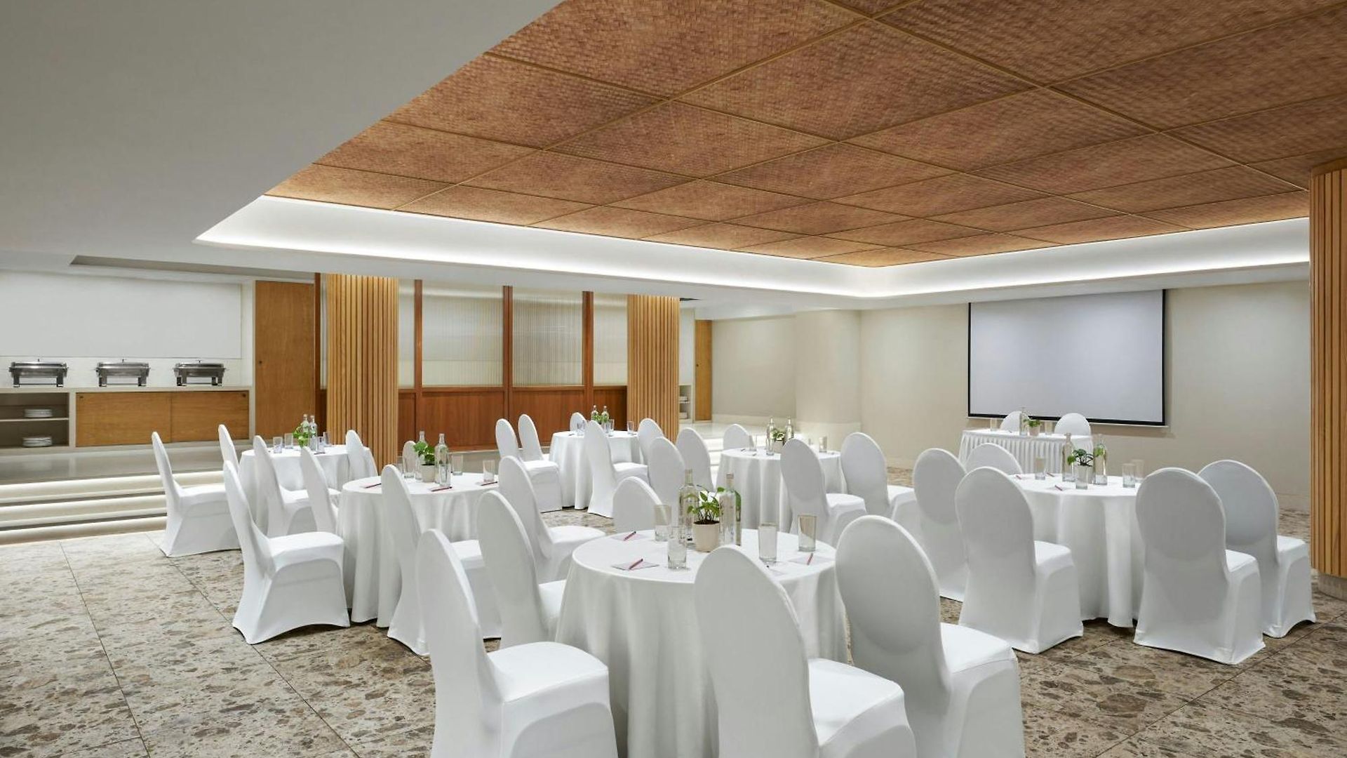 Hotel The Fern Residency Mumbai, The Acres Chembur, Series By Marriott 4*