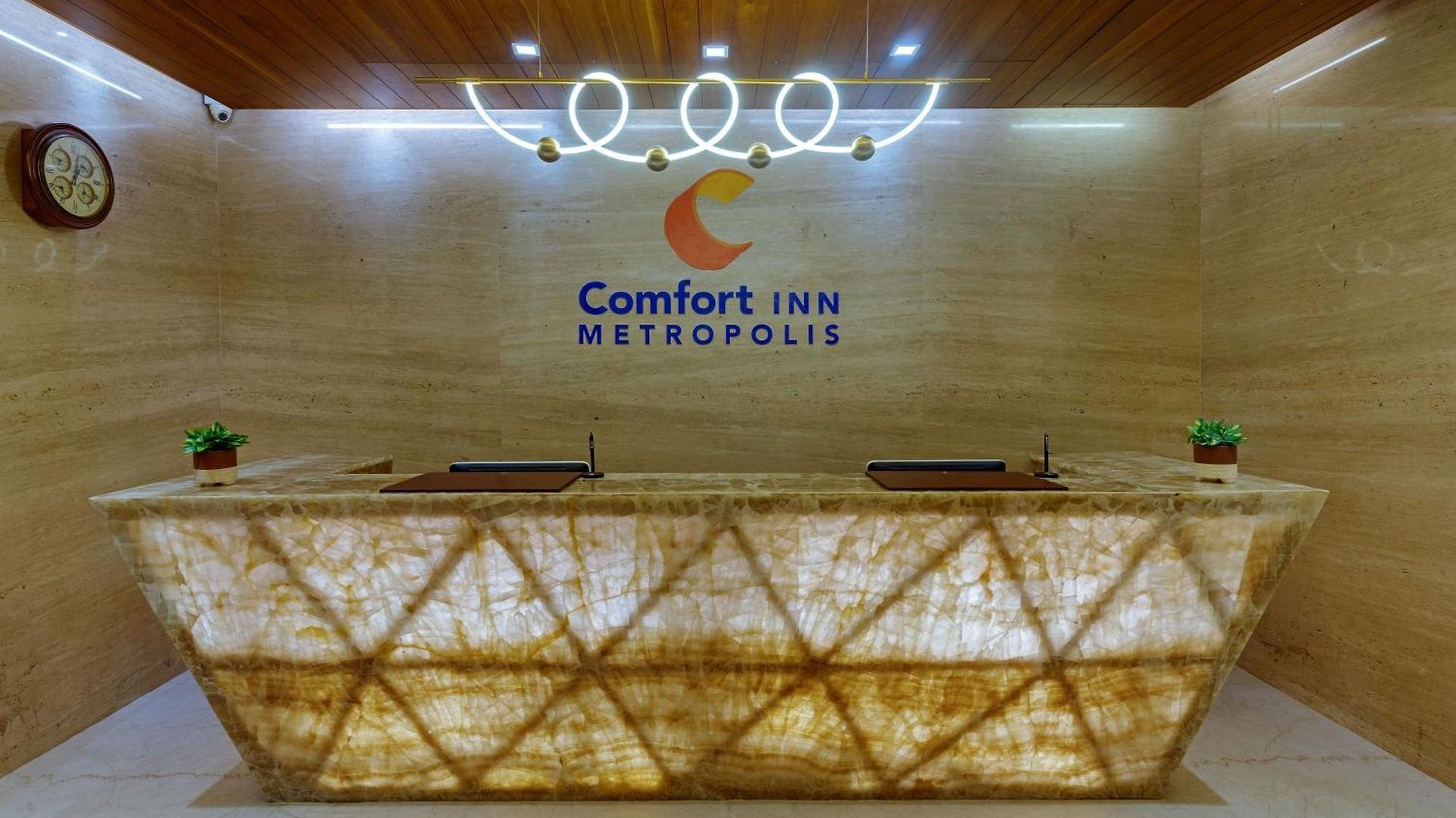 Comfort Metropolis
