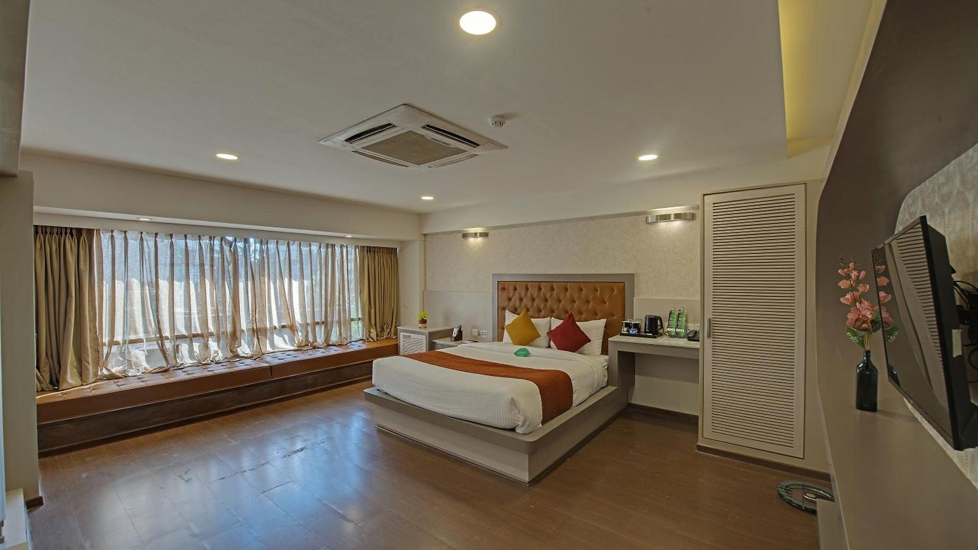 Hotel Comfort Metropolis Mumbai