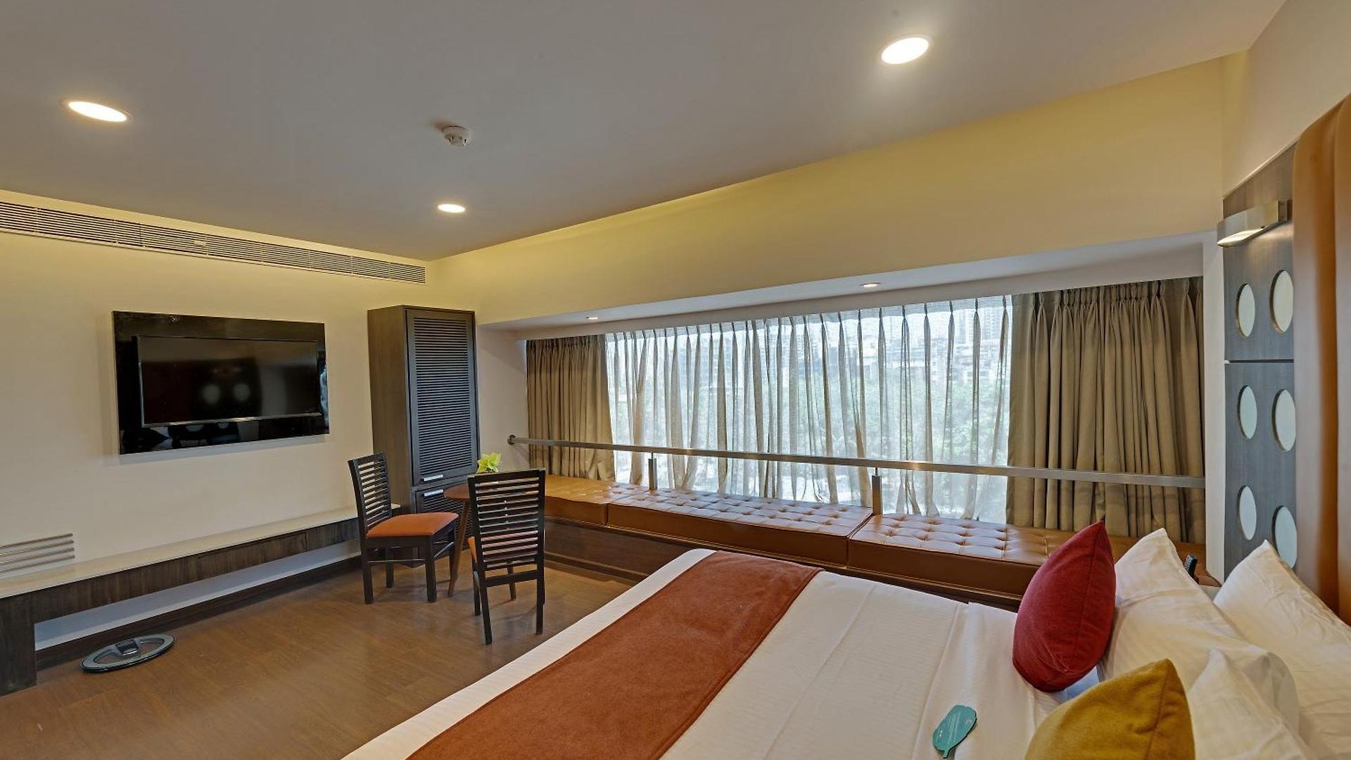 Hotel Comfort Metropolis 4*