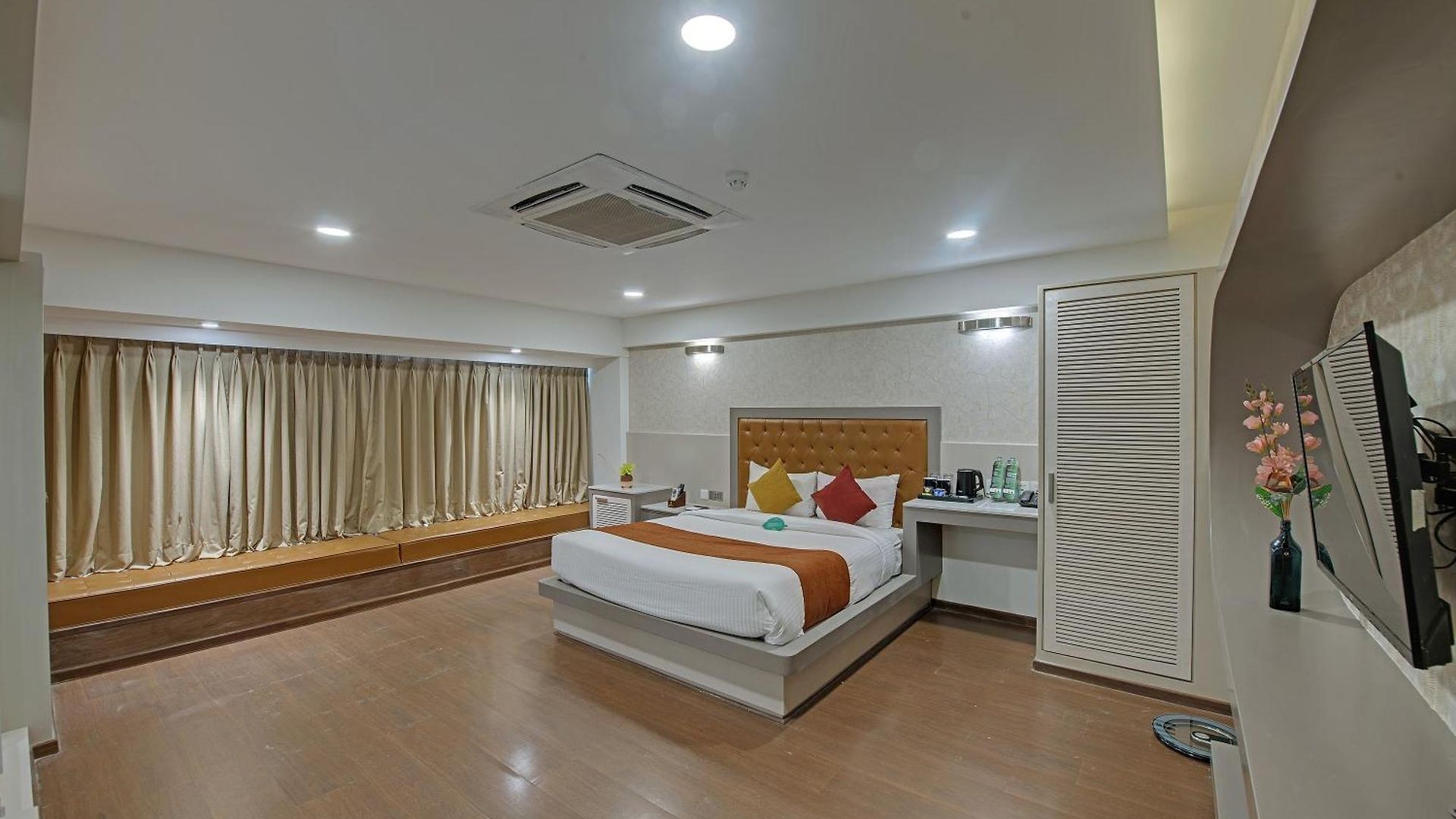 Comfort Metropolis Hotel Mumbai