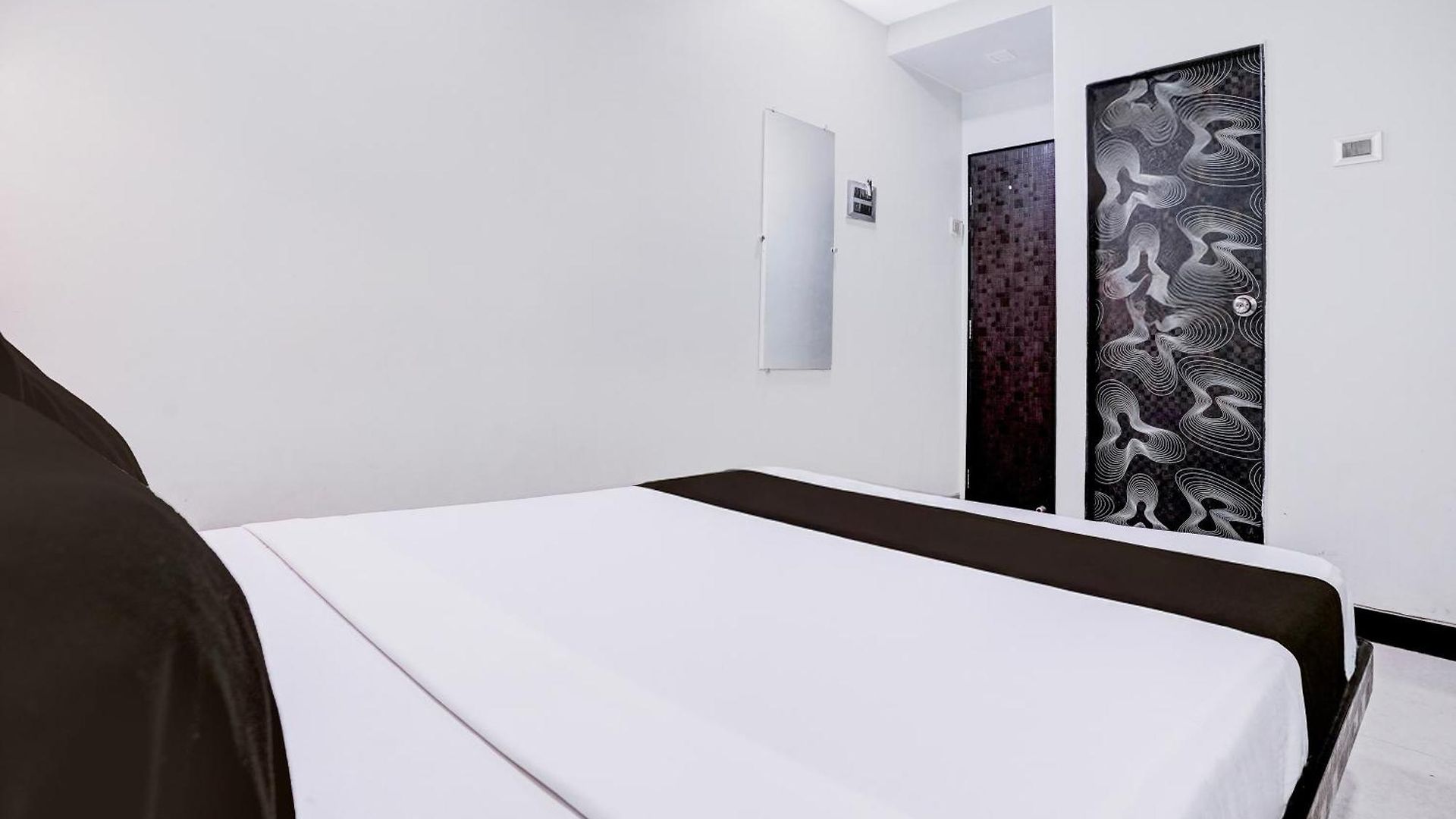 Hotel Super Collection O Asalpha Near International Airport 3*