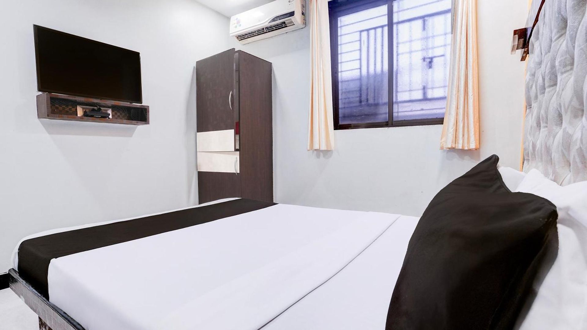 Super Collection O Asalpha Near International Airport 3*