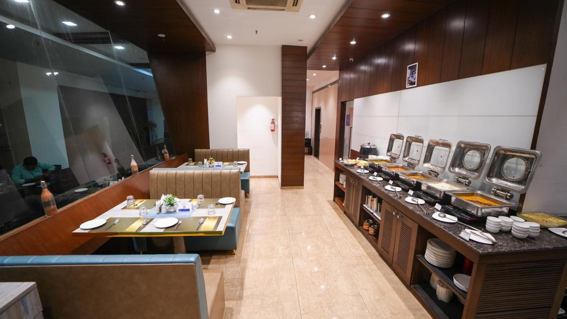 Hotel The Altruist Andheri