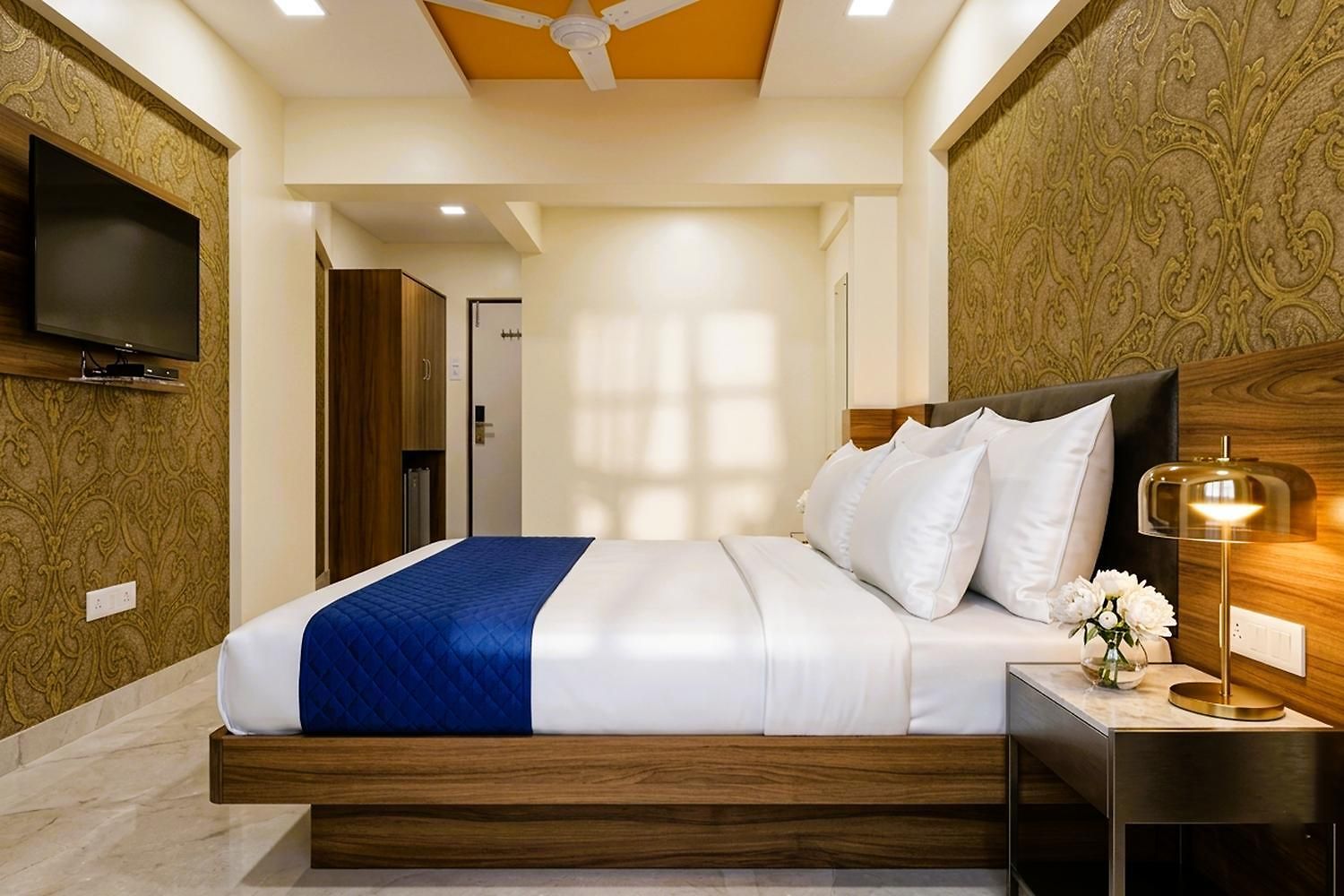 Hotel Ashyana - Near To Grant Road Station