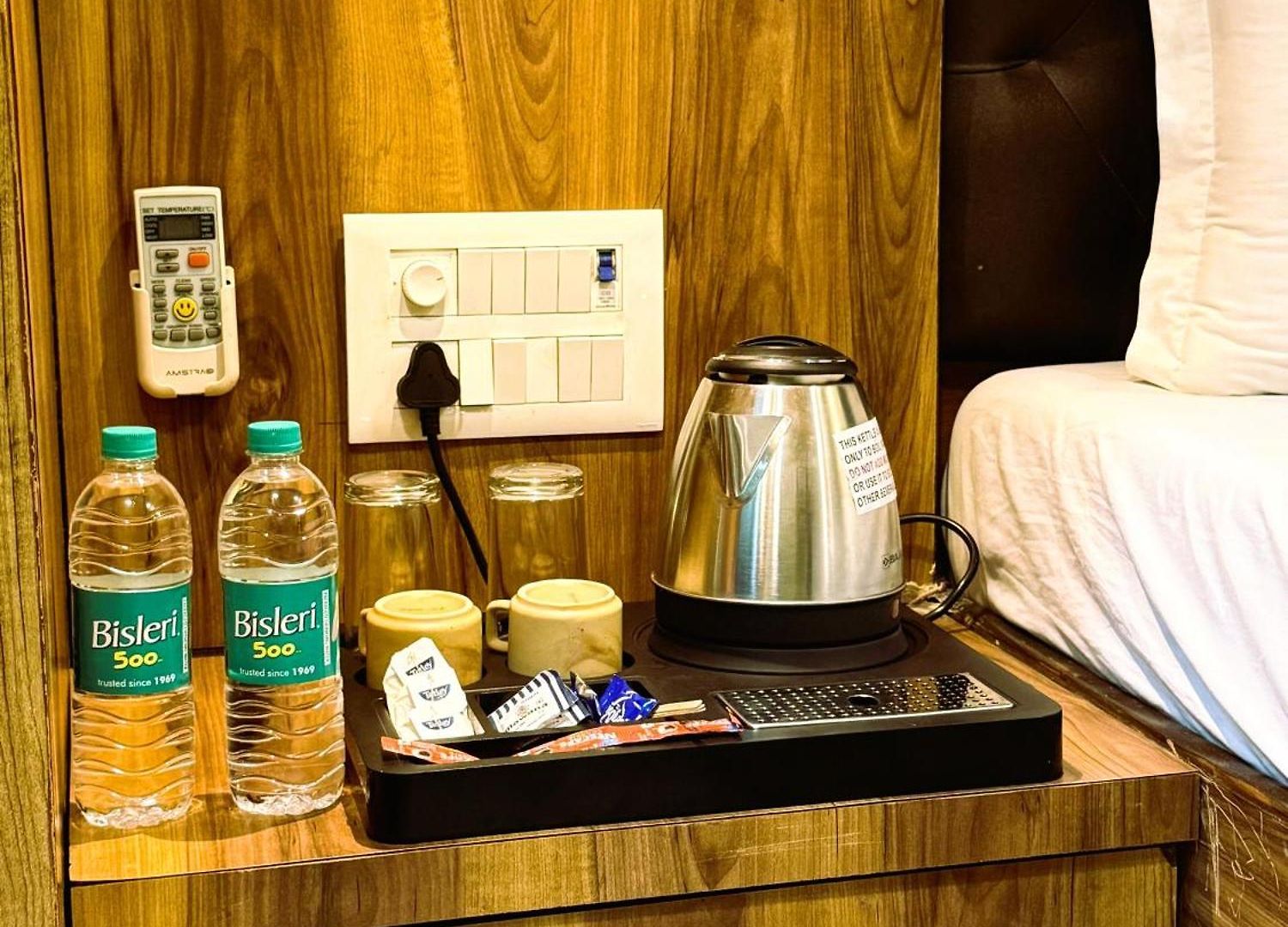 Hotel Ashyana - Near To Grant Road Station 3*