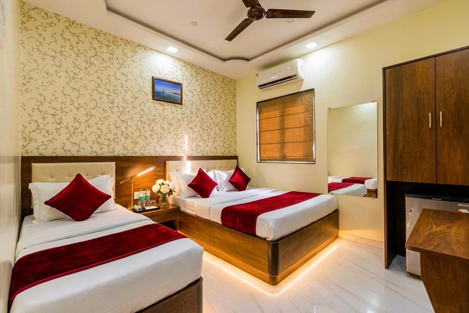 Ashyana - Near To Grant Road Station