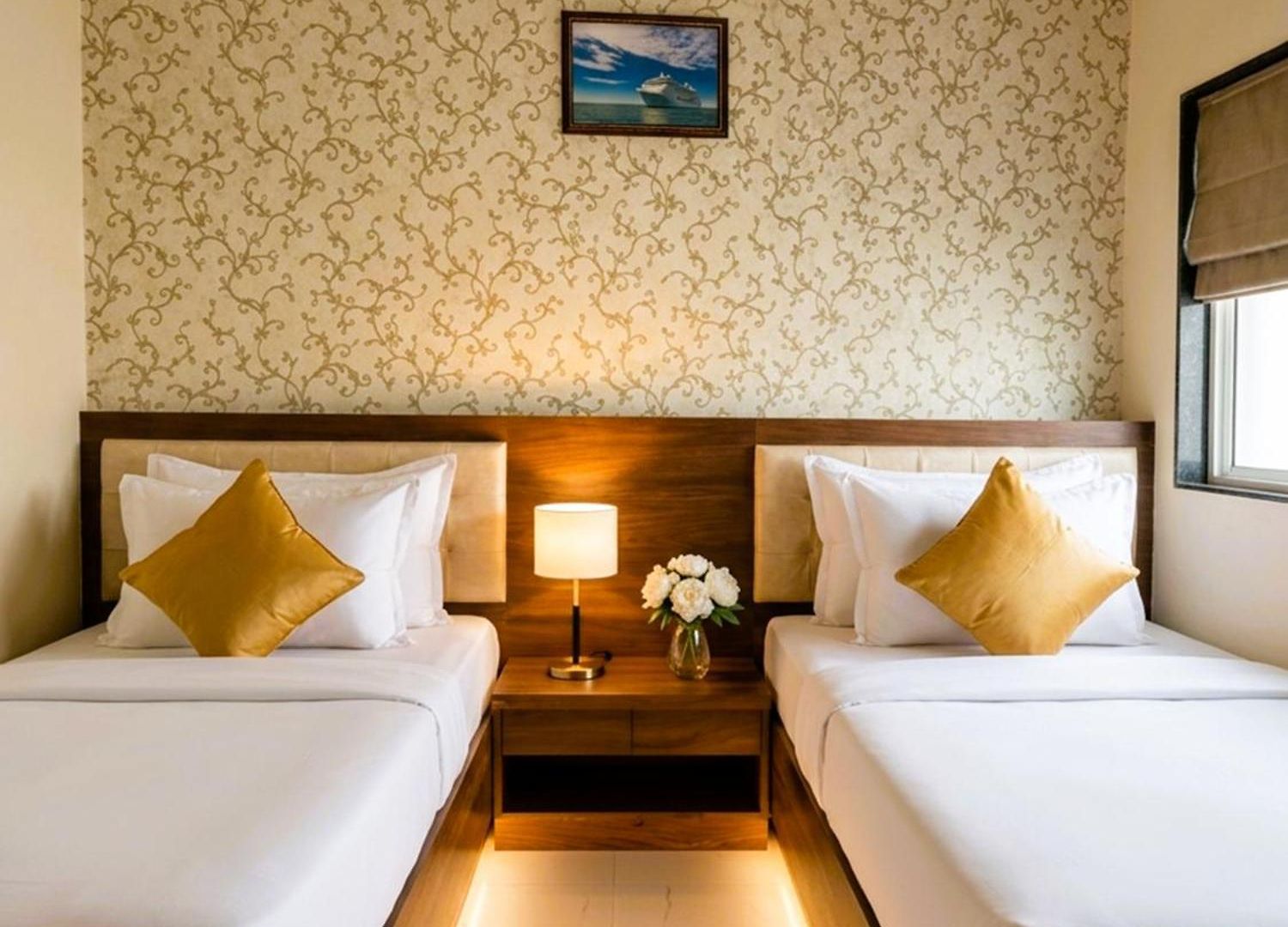 Hotel Ashyana - Near To Grant Road Station Mumbai