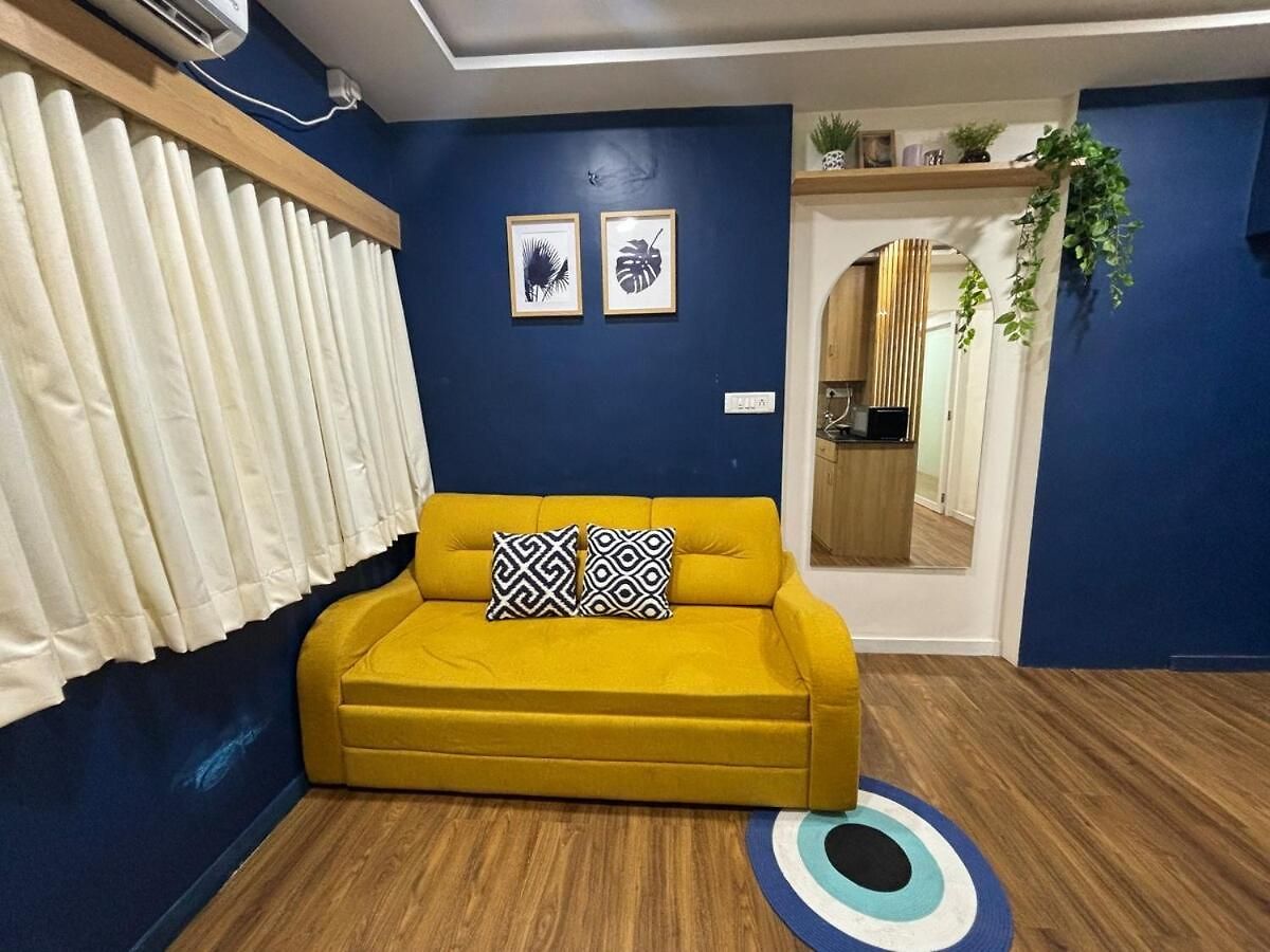 Sea-front 1-bhk At Carterroad Apartment Mumbai