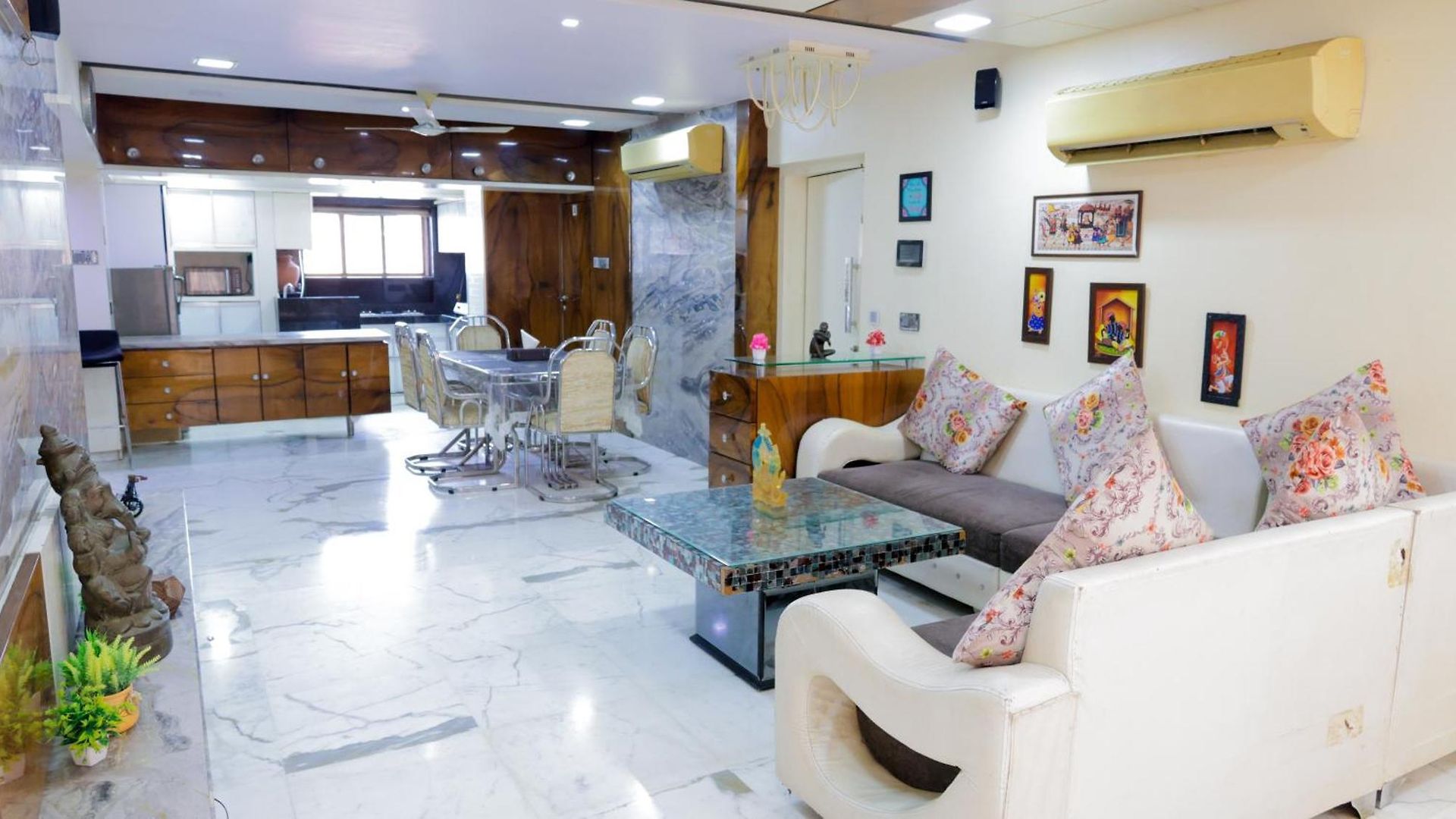 Apartment Pinaki Comfort Mumbai