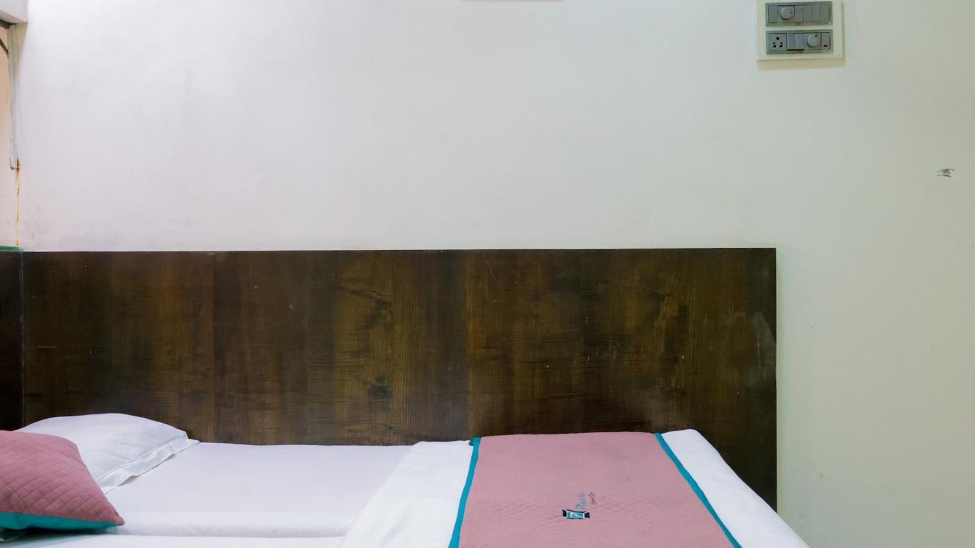 Pinaki Comfort * Mumbai