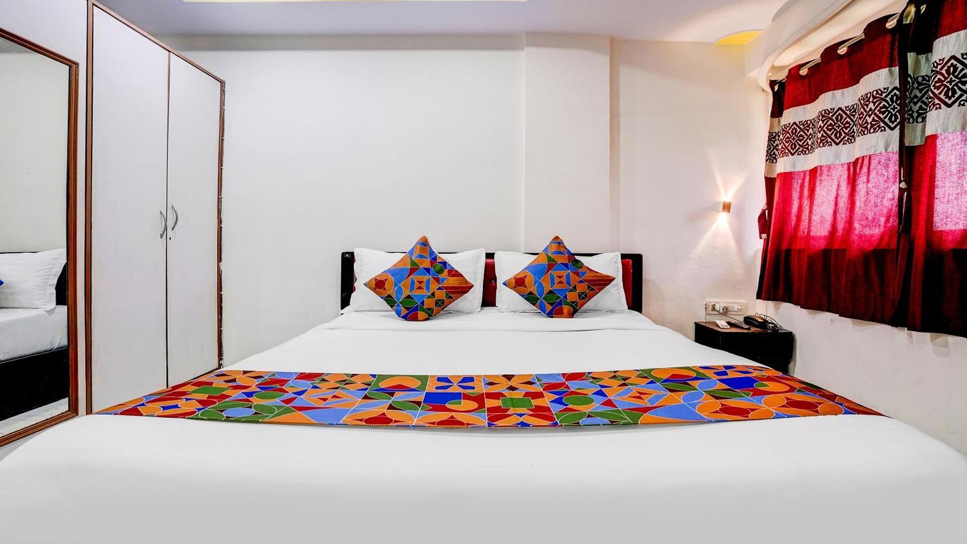 Fabhotel Dream Palace 3*